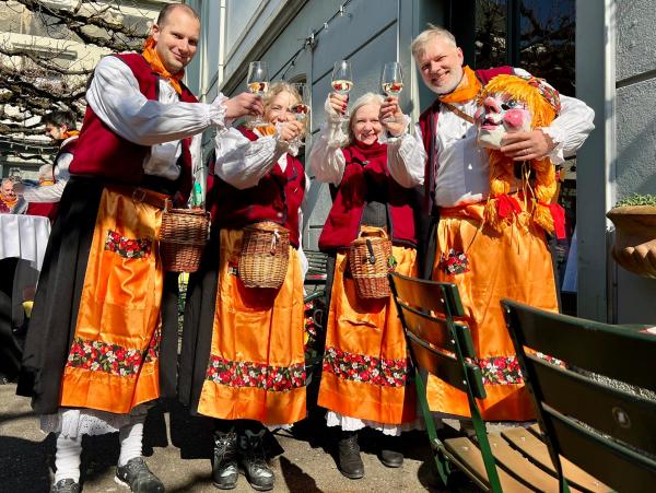 B11DA337-CFBB-4208-B97C-889301DD86DF