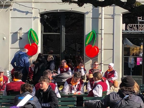 D4B03123-FF18-409A-A350-A2D612400722