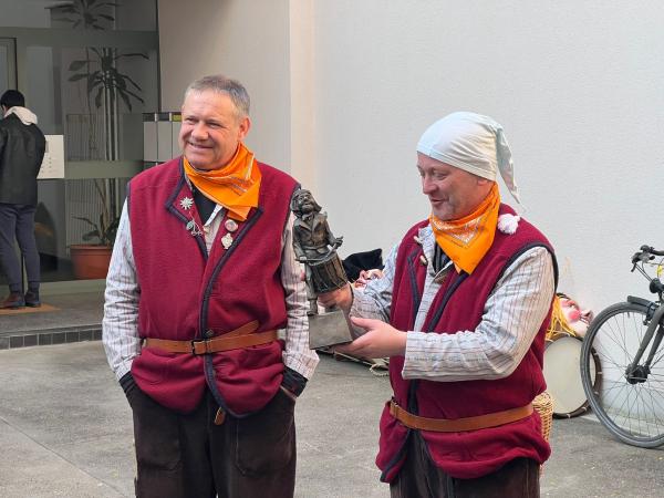 F4A0D483-80C0-4AF3-BCBB-B0D2C5EDC6D9