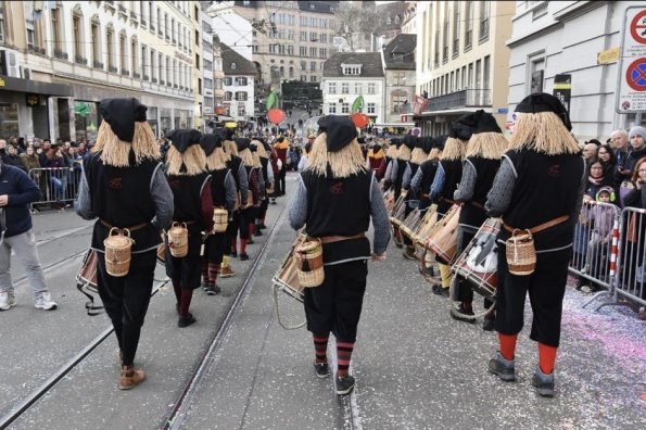 5827c083-3438-45d9-a9fa-52016a3bbcb9