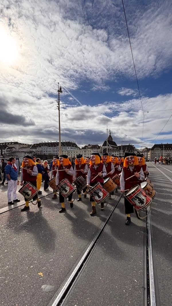 31faf5ee-b1d7-4385-b2c1-564d67e67d4b