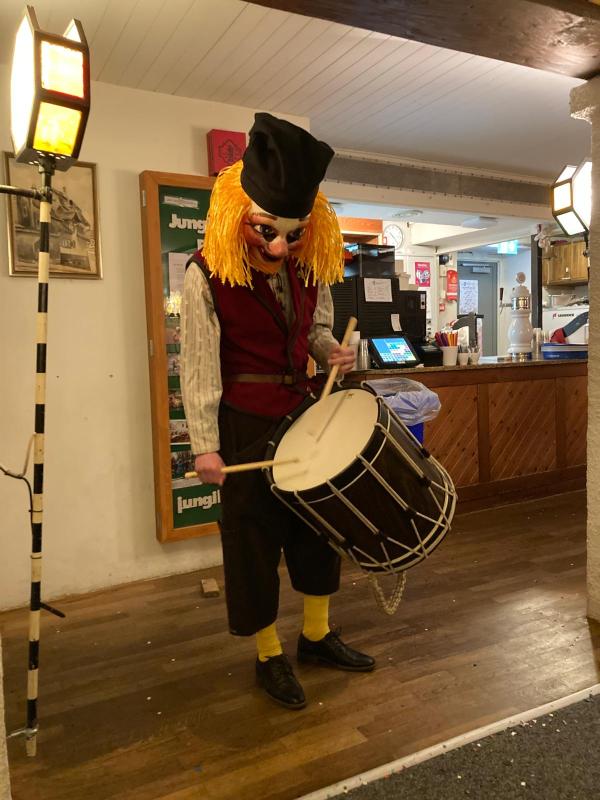 5c996a4b-6006-4cc0-b425-1a18f68109c4